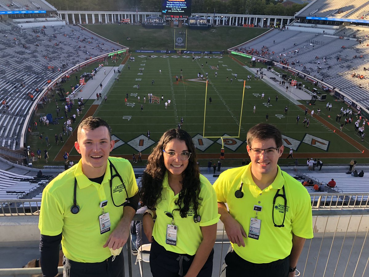 Perfect night for football 🏈 Go Hoos! #uvaem #eventmedicine #emresidency #uvafootball #beatwake #scottstadium #wahoowa