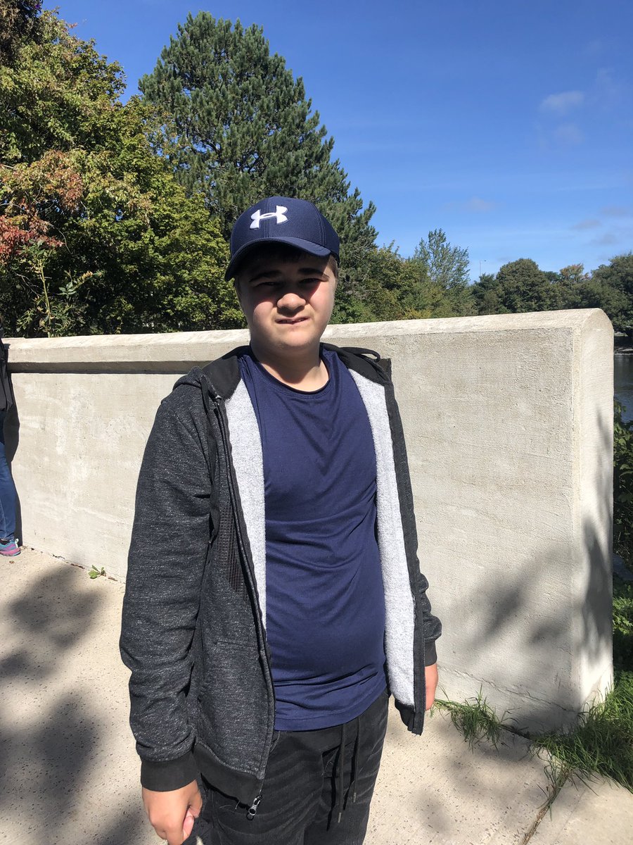 Out and about for the Terry Fox walk today! @MrTorravilleBJH <a href="/bjhsaxons/">Beaconsfield Jr.High</a>