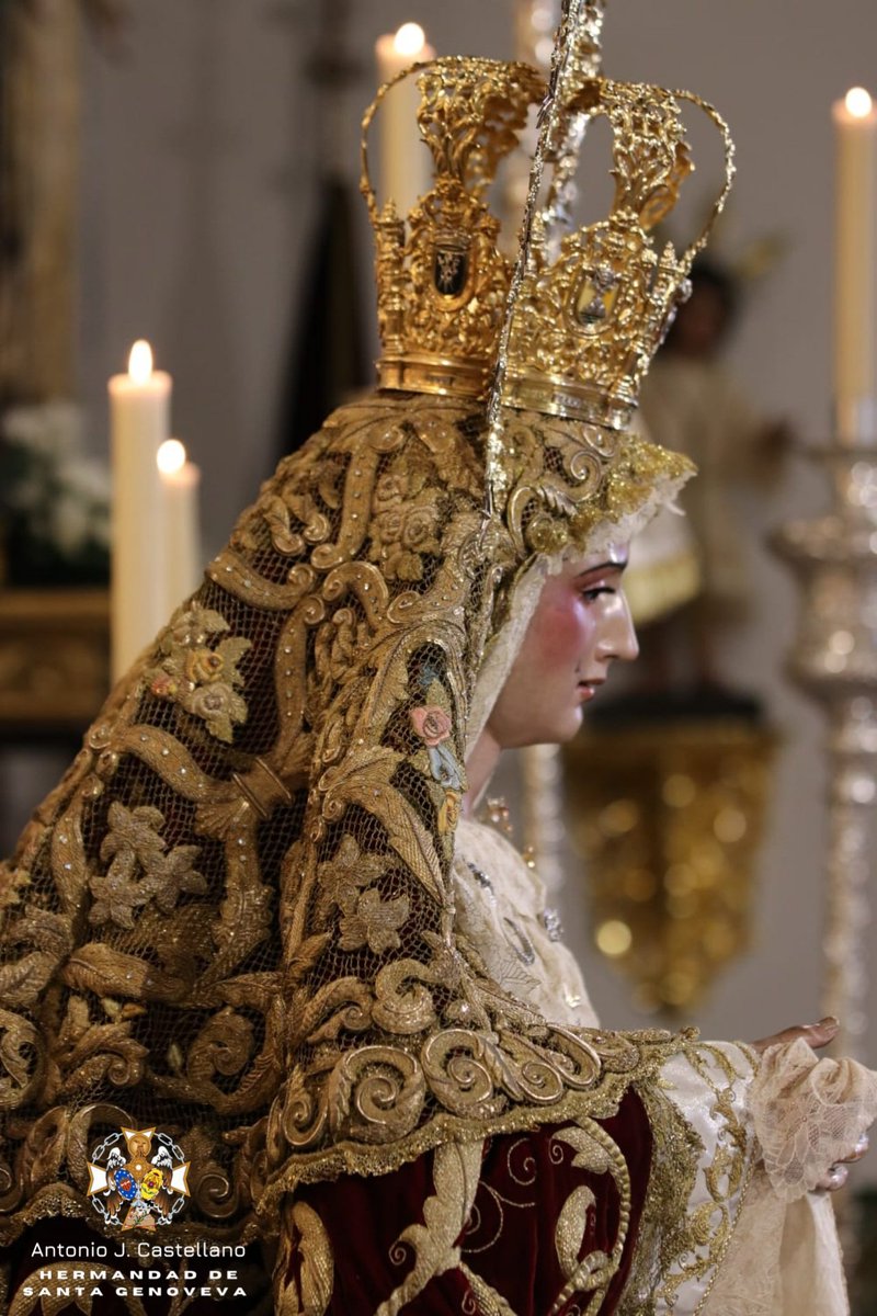hdadstagenoveva's tweet photo. Finalizó ese día, en el que nuestra bendita Madre nos recibe para otorgarnos sus Mercedes.

#VeneracionMercedes21 
#SeptiembredeMercedes https://t.co/fbJoUmgDg5