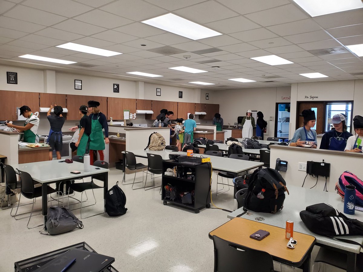 BergmanRHS's tweet photo. Old school chocolate chip cookies in @mrsmlagrone Culinary class today! Mmmmm mmm.  Being her appraiser has its perks! @ReedyLions #rhsroar https://t.co/SJ8cfXwrJ6