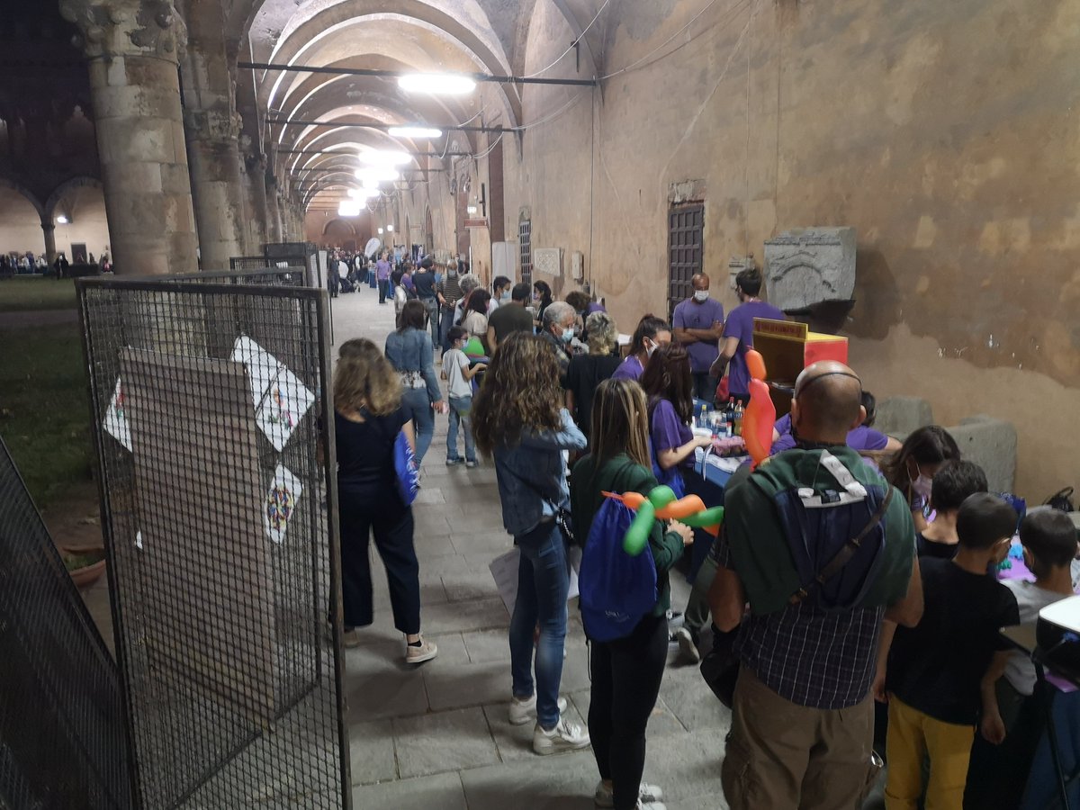 fornerislab's tweet image. Lots of fun and so many people, discussing #proteins #structuralbiology @sharpernight @unipv @DBB_UniPV @fra_magnani @luigi_scietti