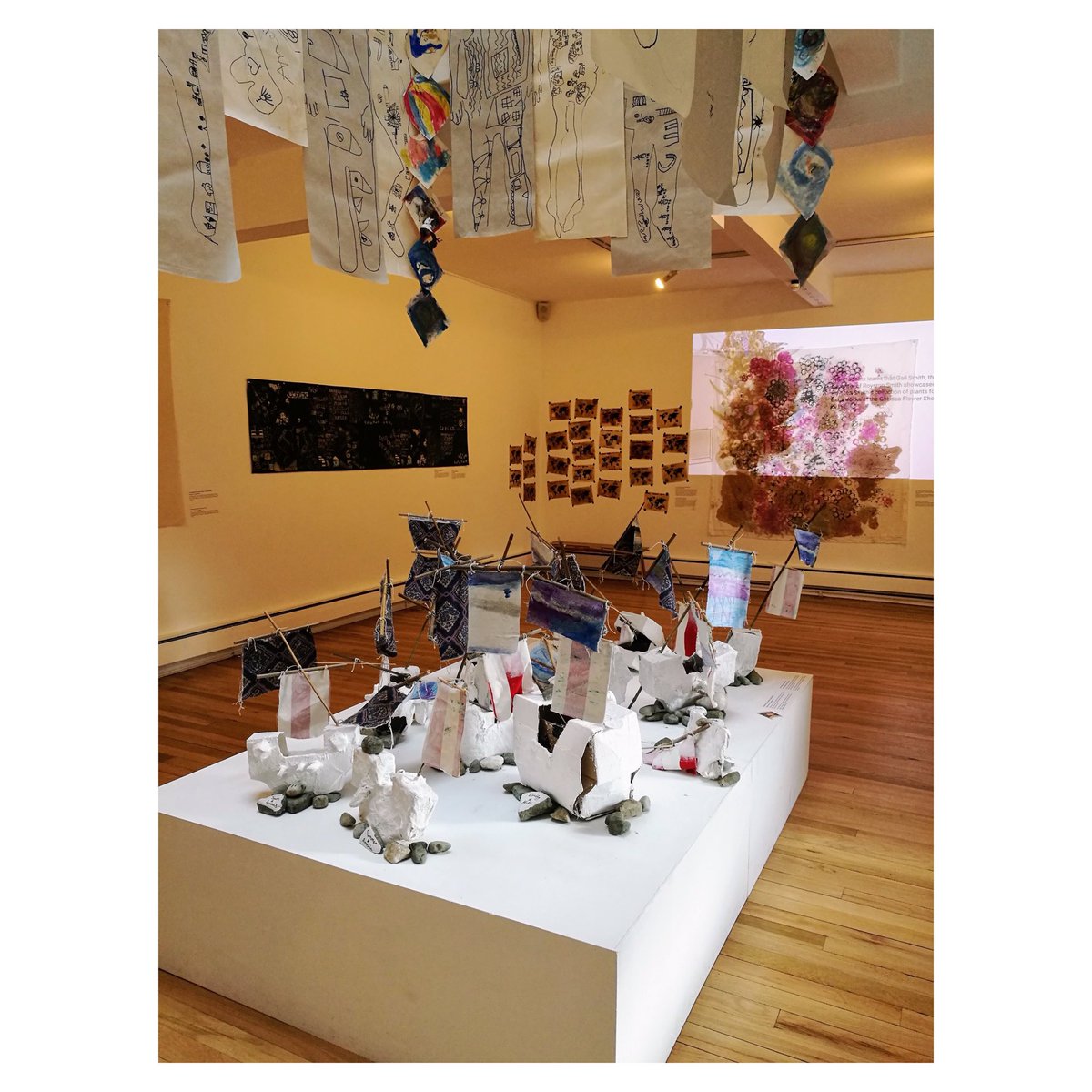 juliecurtin14's tweet photo. A wonderful exhibition @HafWeighton . The children at @CoganPrimary have been very lucky to have worked with you.
#turnerhousegallery #penarth #artescouncilwales #roystonsmith https://t.co/w6eUB1V5lo