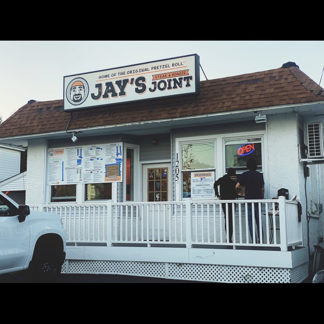 Frank Sidoris tweet media