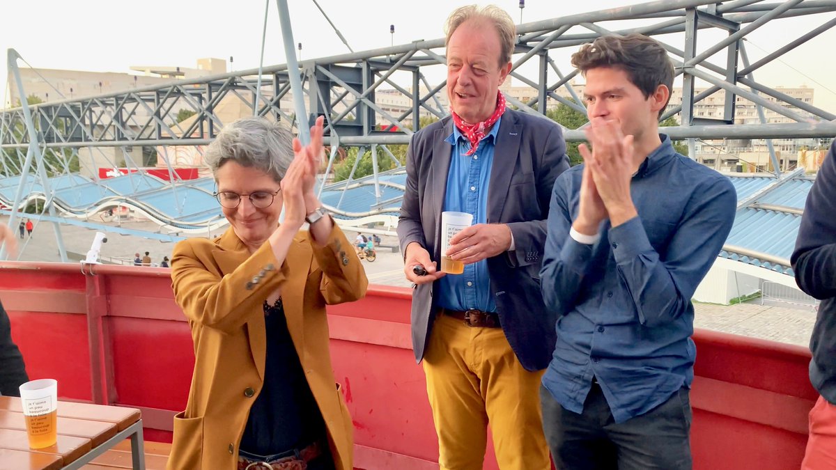 Frederick_M_'s tweet photo. [MINI-ALBUM] #PrimaireÉcologiste/#2ndTour Dernière soirée avant le reste de nos vies avec @sandrousseau et ses soutiens @alafolieparis19, Parc de la Villette à #Paris #OuiLesTempsChangent 🌊 Le [MINI-ALBUM] ici: https://t.co/CjDwtTtnCG https://t.co/XrDAMQOk9F