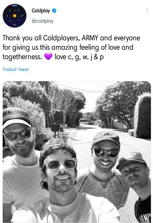 alexiavits_'s tweet photo. 📃💜•[TRAD] •💜📃

“Obrigado a todos os Coldplayers, ARMY e todos os outros por nos darem esse sentimento de amor e companheirismo. 💜 com amor, c, g, w, j &amp; p” https://t.co/V6q6j2a5Zd 
@BTS_twt  @coldplay

#MyUniverse #CodplayxBTS  

Créditos 《@btsbrasil_offc 》 https://t.co/5aJnDooySA