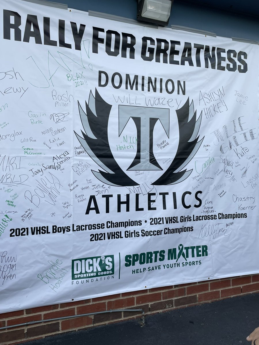 TitanAthletics2's tweet photo. The Titans took time to honor our spring Championship teams before the game tonight vs Independence. Congratulations to our girls soccer, girls lacrosse and boys lacrosse team. Thanks to Dicks Sporting Goods for making it a special night https://t.co/cIJEU3vz8i