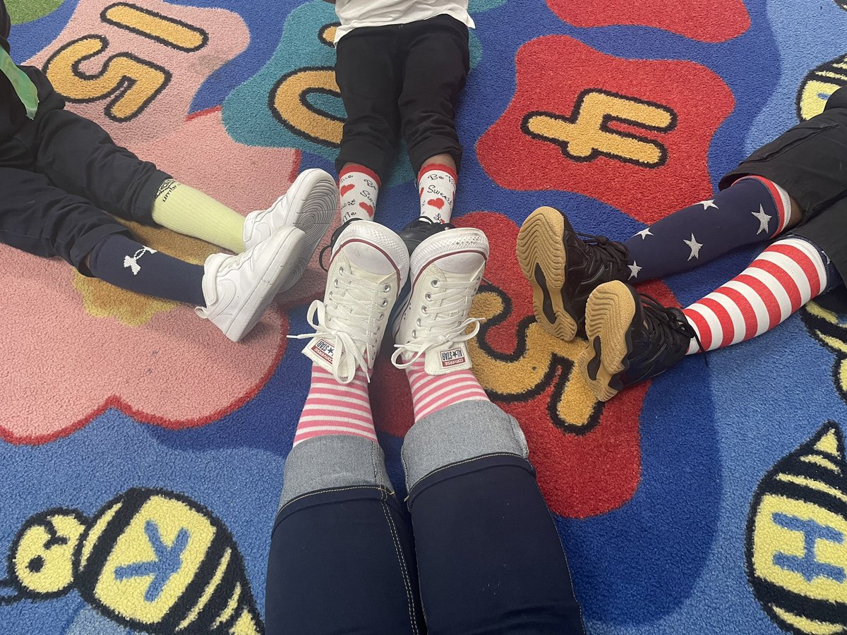 Prek_Jackson's tweet photo. PreK showed off their silly socks while learning the letter S this week. @ChisdHighpointe @Bouthatlife_116 https://t.co/VuaPvxOcWu