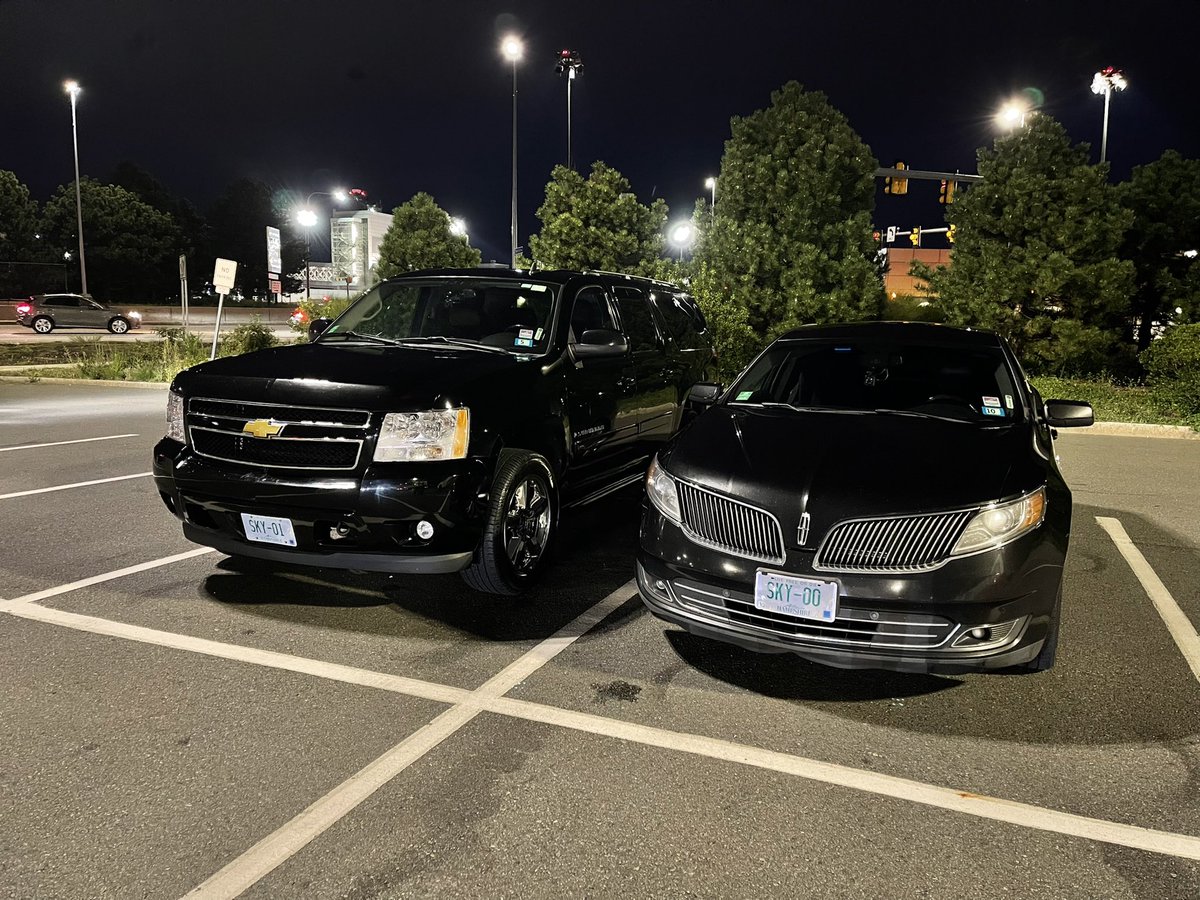 skycoachusa's tweet photo. JJ &amp; Cody are both at Logan! While both cars are usually on the road at the same time, very rarely are they on the road at the same time, at the same spot, waiting on the same flight but for different passengers of course! https://t.co/q5yKDKf9nW