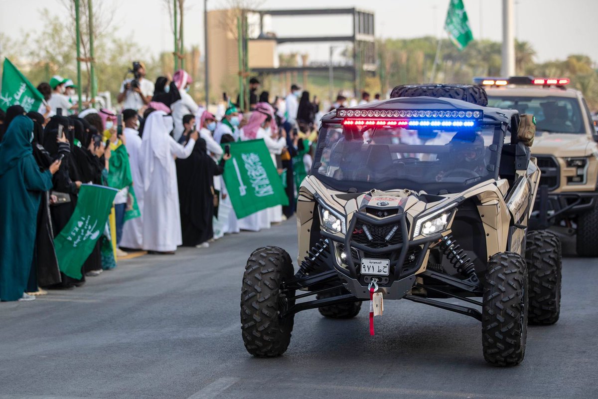 SFES_KSA's tweet photo. جانب من مشاركة القوات الخاصة للأمن البيئي في العرض العسكري بمحافظة الدرعية، ضمن فعاليات #وزارة_الداخلية للاحتفال باليوم الوطني الـ (91)، بالتعاون مع @DGDA_SA https://t.co/YaoT9Ehyfd
