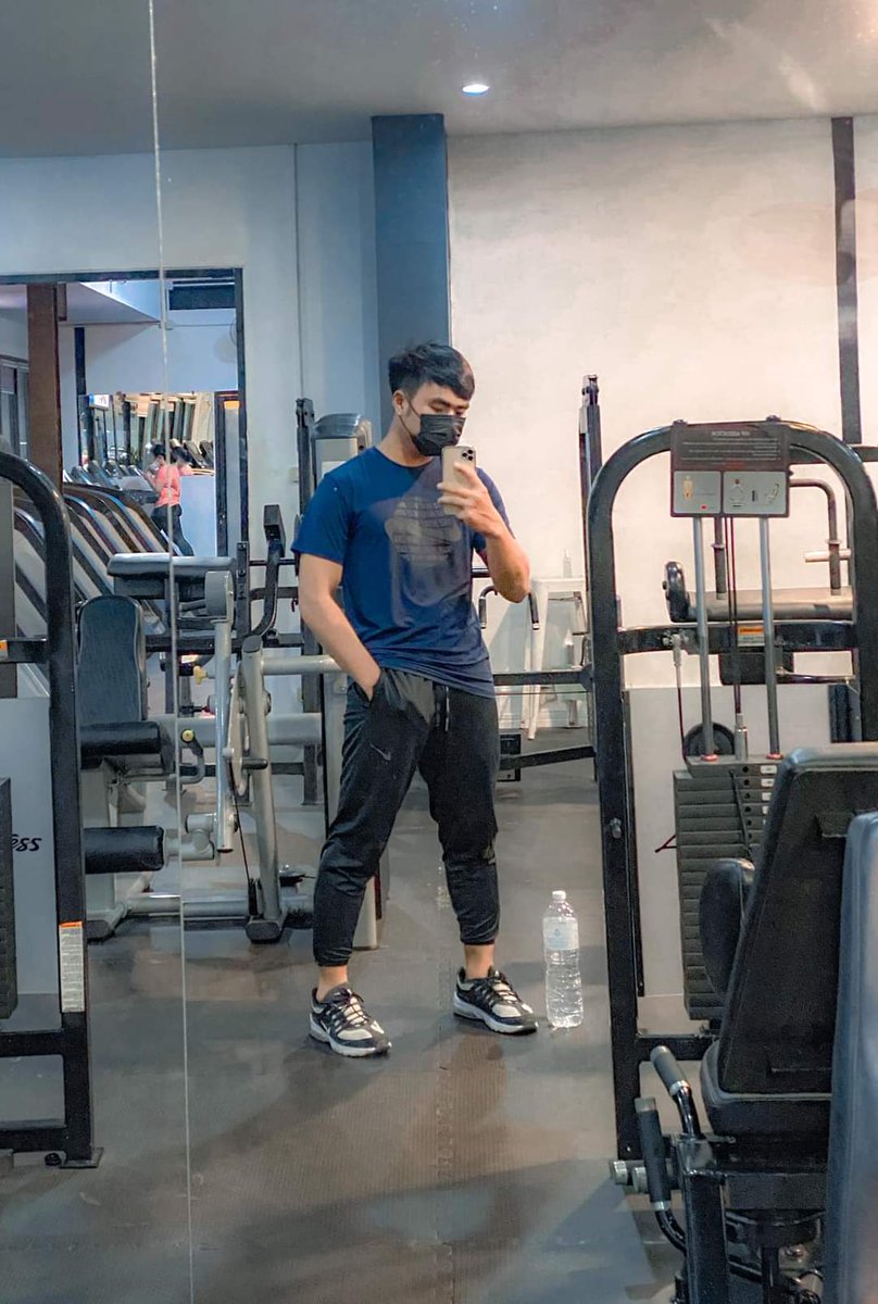 xkepgg's tweet photo. ถึงผมอายุ 23 ปี ก็เก่งนะครับไม่ลองไม่รู้ https://t.co/1PfVf0QegM