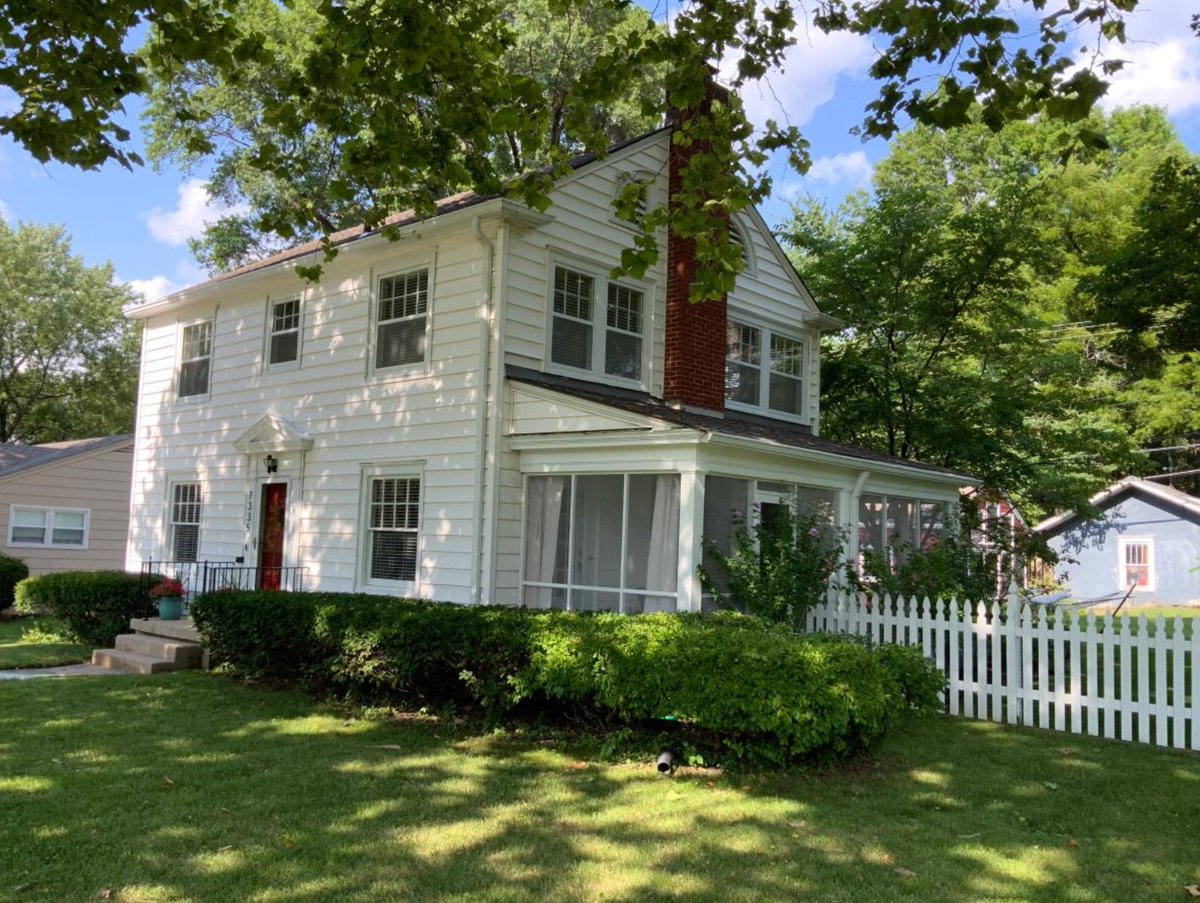 ShowPalHQ's tweet photo. ✨KANSAS CITY HOME FOR SALE! ✨
7335 Wyoming St, Kansas City, MO 
3 Beds | 4 Baths | 2568 sq ft | $425,000
👉Schedule a tour! https://t.co/Mg0ea4uVPj

#forsalebyowner #fsbo #propertylisting #homeforsale #houseforsale https://t.co/fZW5TybjUt
