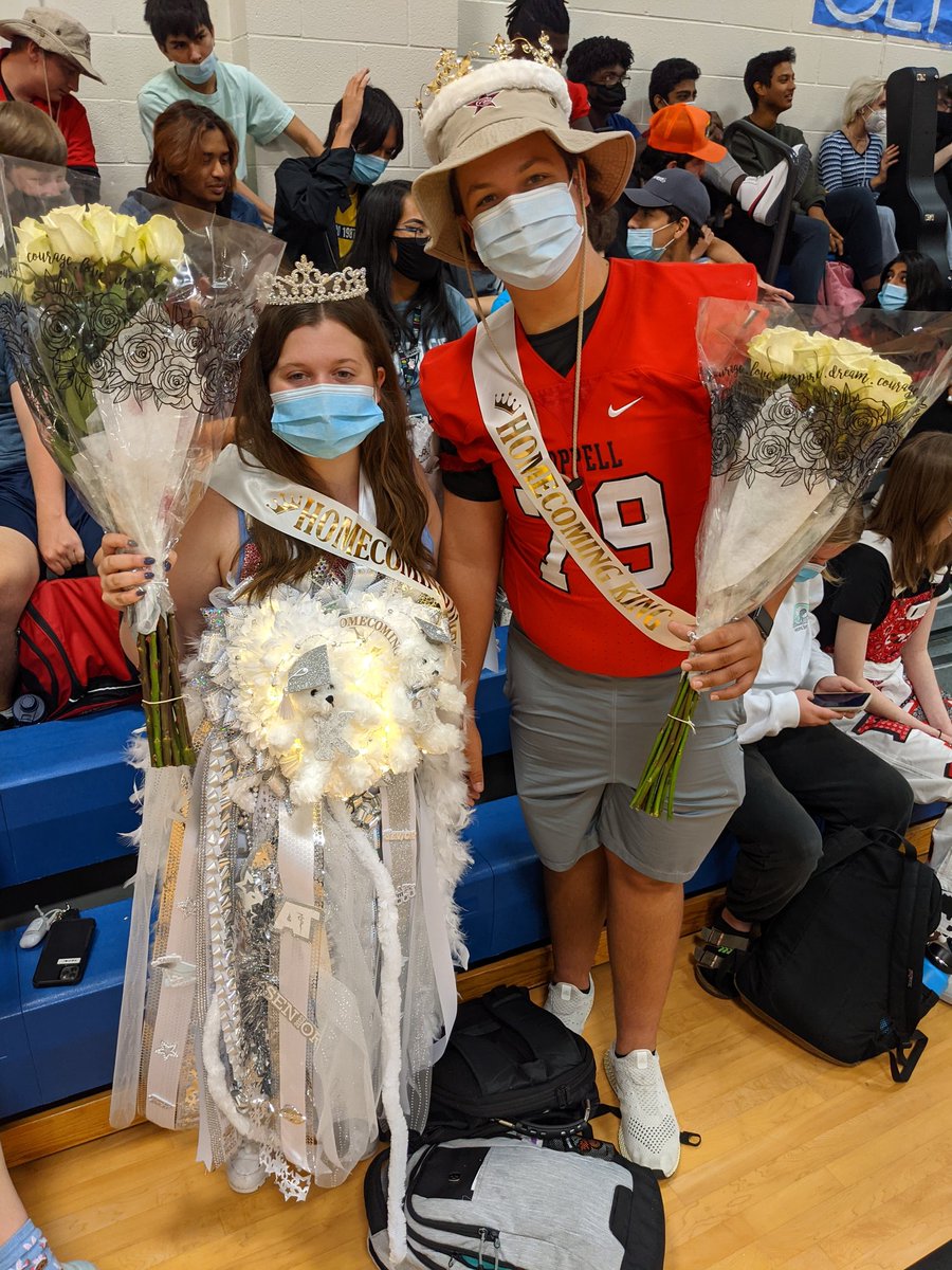 they_lead's tweet photo. @NewTechCoppell HOCO pep rally was a hit! Let's hear it for our King and Queen! #nthctribe #newtechhoco21 #schoolspirit #hocomums https://t.co/HXOci3gr68