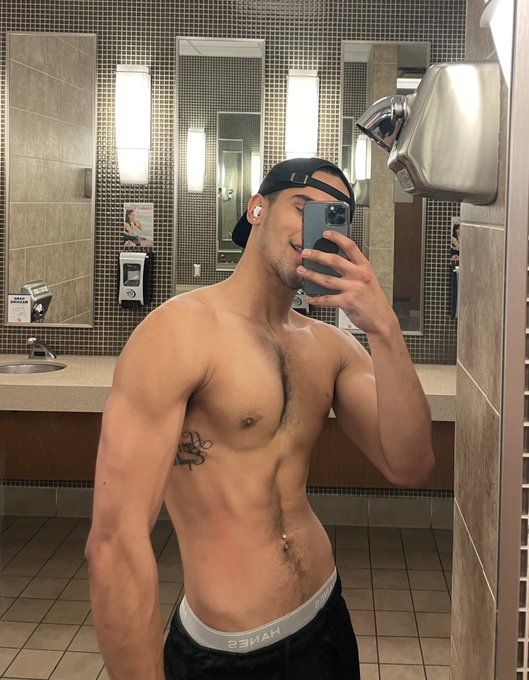 Gettin squishy https://t.co/F9ZMe4tUZC