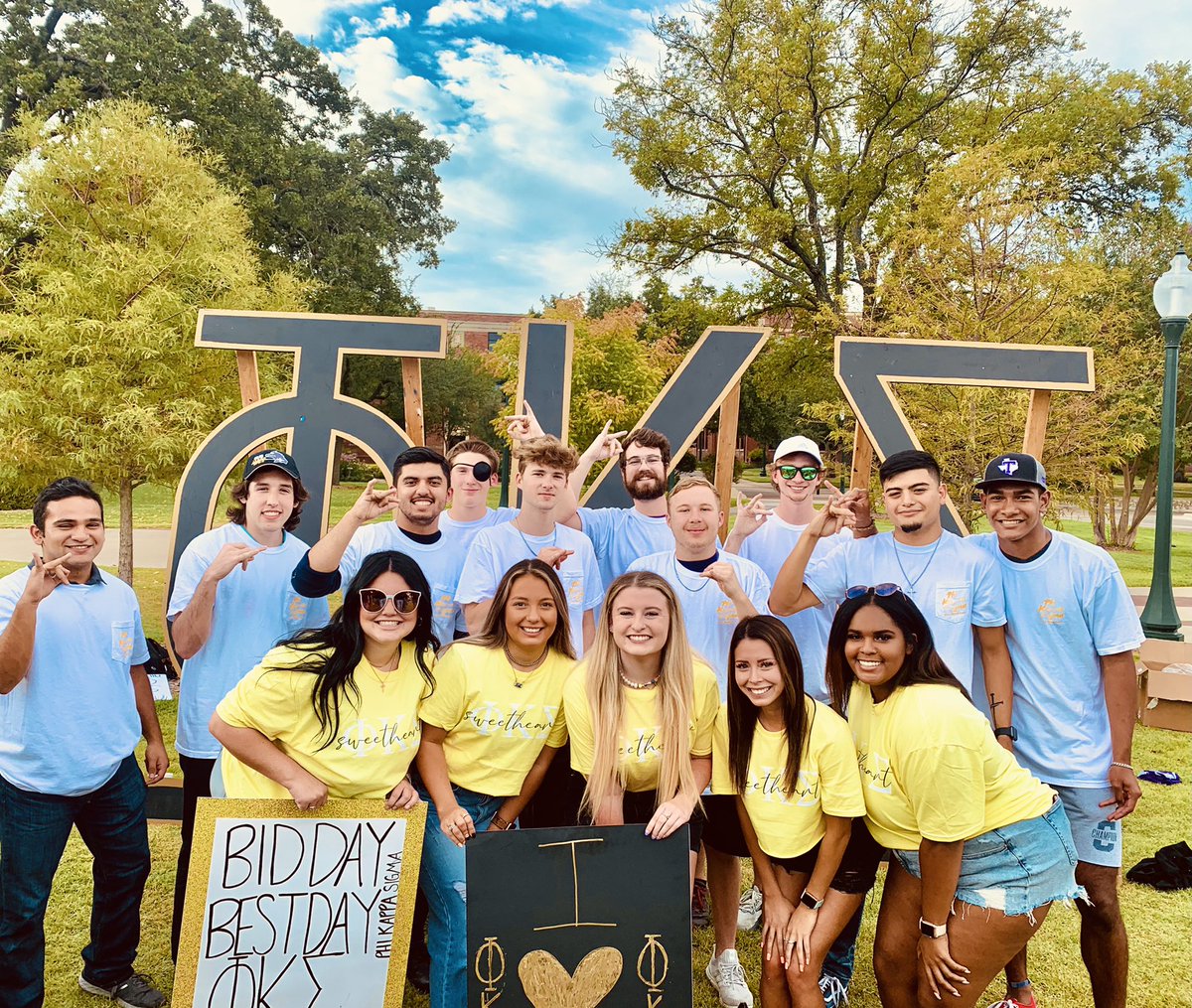 Welcome home Nu Class! Bid Day '21 go hard🤧 #rushskulls☠️