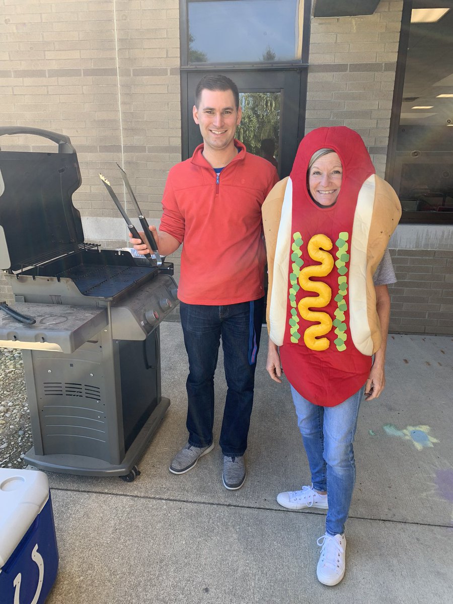 Loved Cooking out for our staff today!! Just a small gesture to show our appreciation for all they do!!@Elwood_Intermed