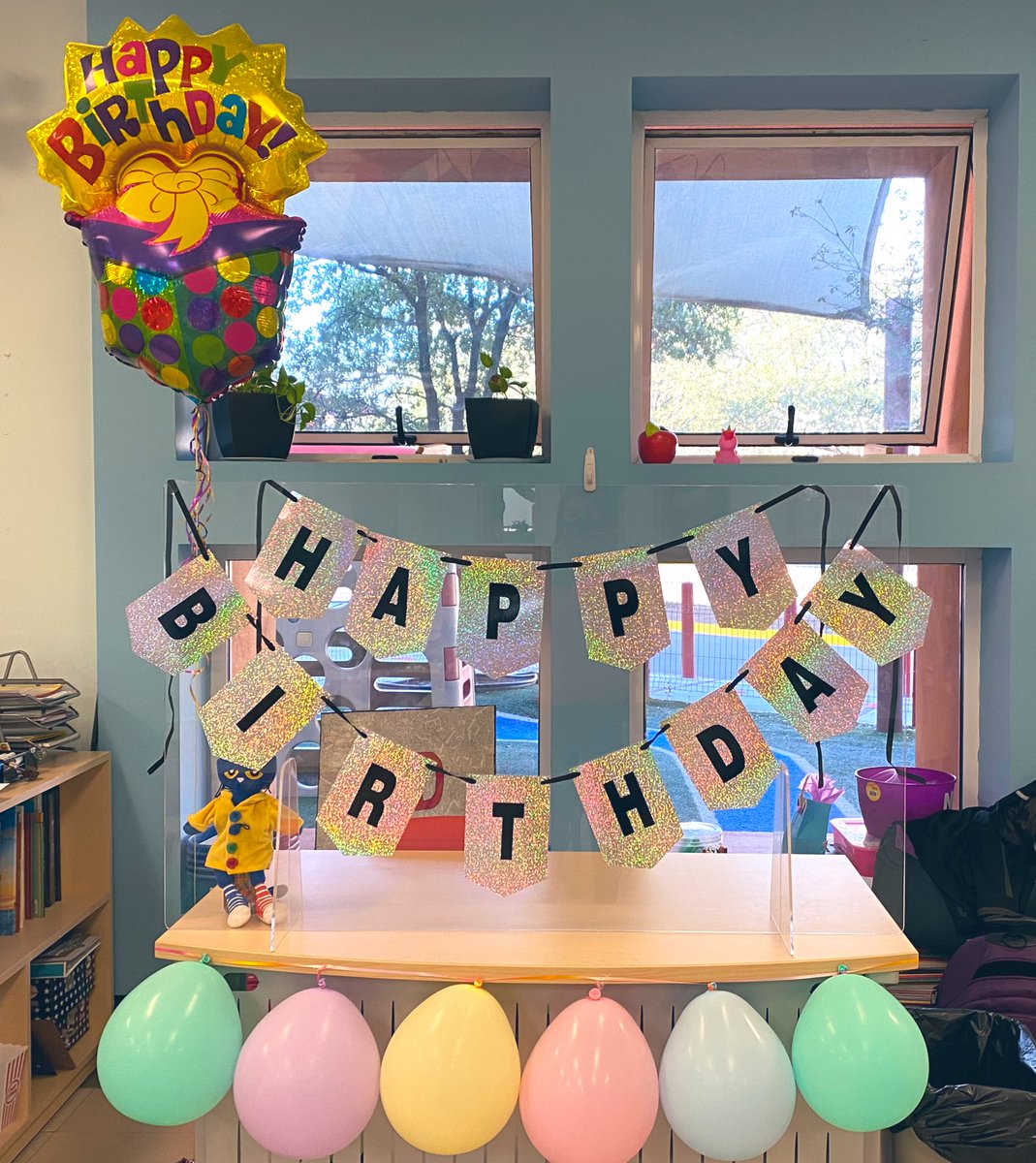 Katia Azuela tweet media