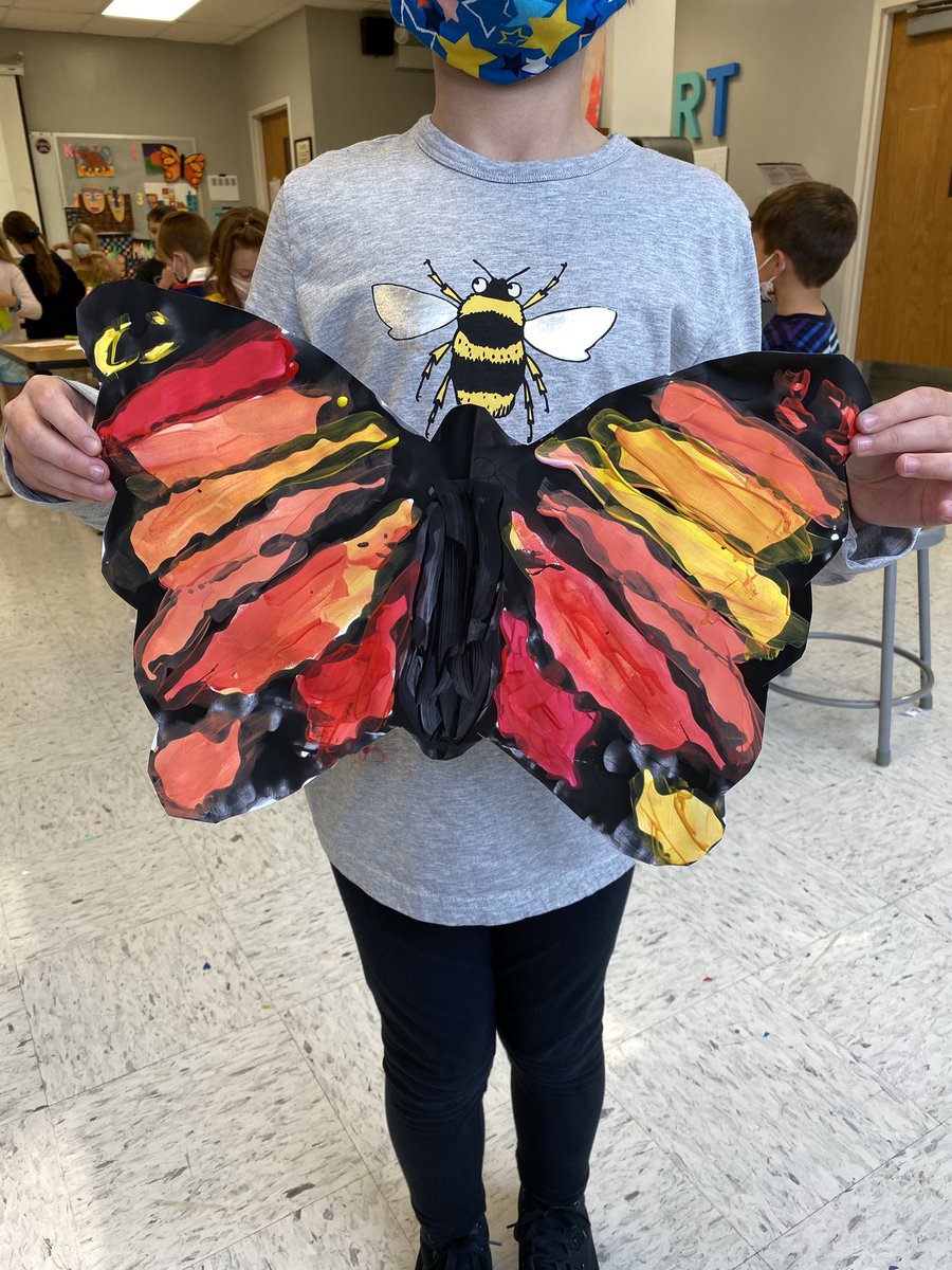 Celebrating Hispanic Heritage Month in the art room! Belinder students have been creating vibrant Papel Picado (perforated paper) Serape Blankets, and monarch  butterflies inspired by the book, Senorita Mariposa! <a href="/theSMSD/">SM School District</a>