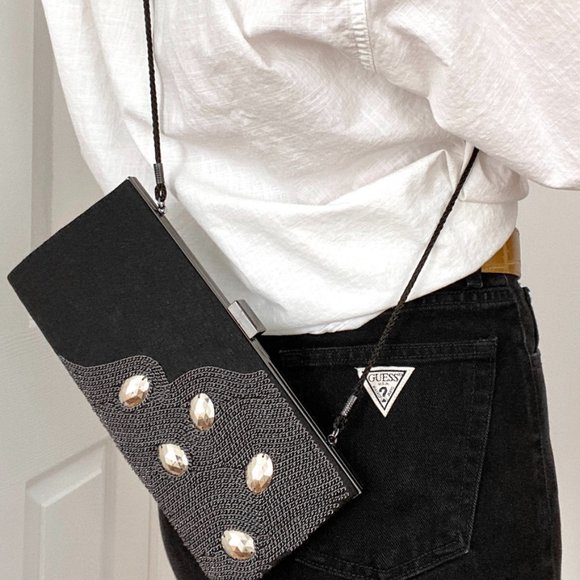RA18SHOP's tweet photo. So good I had to share! Check out all the items I'm loving on @Poshmarkapp #poshmark #fashion #style #shopmycloset #nordstrom #vintage: https://t.co/EhW7KT4AQ9 https://t.co/SEtvmjGaDz