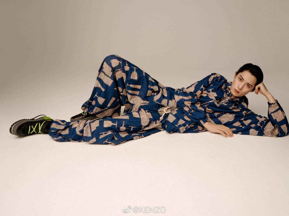 WangHeDi_TH's tweet photo. WangHeDi x KENZO

#WangHeDi_TH #DylanWang #王鹤棣_Dylan https://t.co/rOcyQ8ey5c