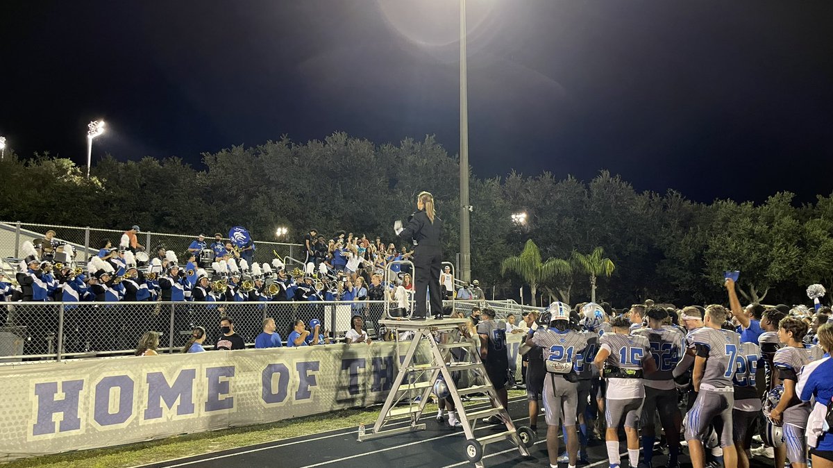 MikeMicallef1's tweet photo. Congratulations @wolves_deltona football on an impressive Homecoming win tonight. On to the next #FridayNightLights. @DHSHappenings 👊🏼 https://t.co/8eZx1SMtIA