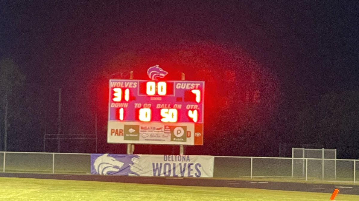MikeMicallef1's tweet photo. Congratulations @wolves_deltona football on an impressive Homecoming win tonight. On to the next #FridayNightLights. @DHSHappenings 👊🏼 https://t.co/8eZx1SMtIA