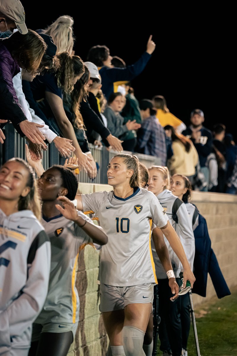 wvuwomenssoccer's tweet photo. Singing our favorite song loud and proud with Mountaineer Nation 💛💙

#HailWV https://t.co/czIVtFegKK