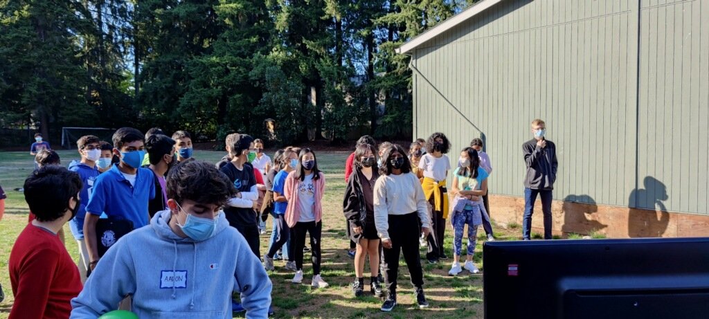 saints_robotics's tweet image. We had so much fun meeting new freshman and helping them learn about our team! Our team orientation went great! #saintsstrong #omgrobotics ,