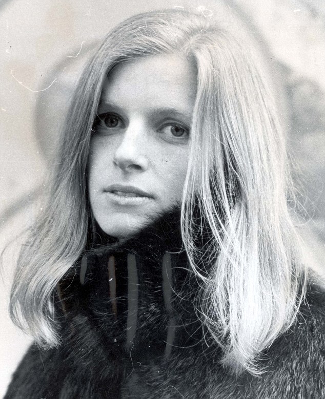 Happy 80th Birthday to Linda McCartney; who was so beautiful, and still is. 