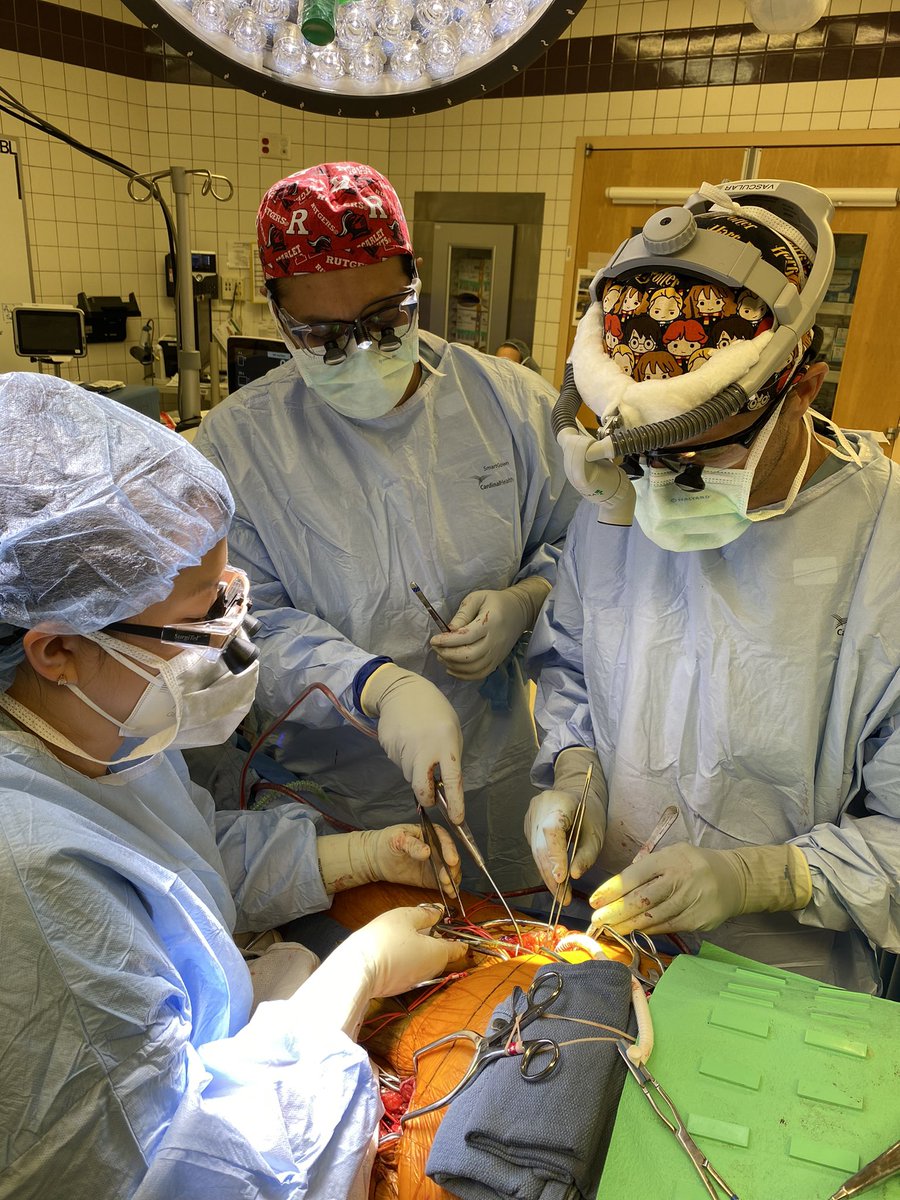 Looking for some talent?! Look no further! A great way to end a week long of 15 cases with a great group of #futurevascularsurgeons <a href="/JasonTyTurner/">Jason Ty Turner</a> <a href="/jthomas4900/">Jones Thomas</a> Dr Kristine So! <a href="/UHVascular/">UH Vascular Surgery</a> <a href="/UHhospitals/">University Hospitals</a>