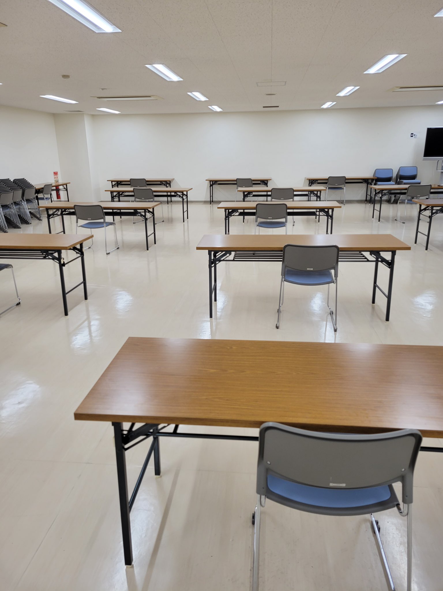 Uzivatel タイセイグループ Na Twitteru 船橋センターでは 日々の感染予防対策の為休憩室の利用を徹底 ちょっぴり寂しい 気はしますが 今はまだ我慢の時 感染拡大予防に皆で頑張っています 新型コロナウイルス感染予防対策 寂しい 我慢 お昼ご飯
