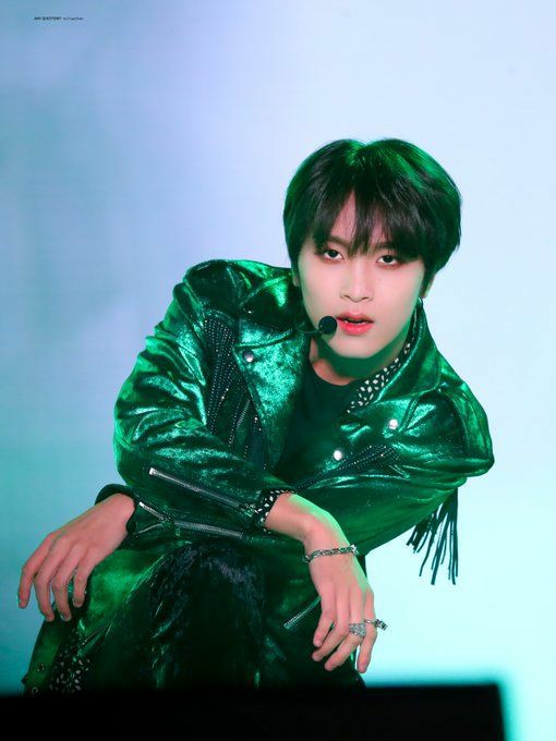 𝐳𝐢. #ꜰʟʏʀᴏx2ɴᴅᴍᴇɴꜱɪᴠᴇ tweet media