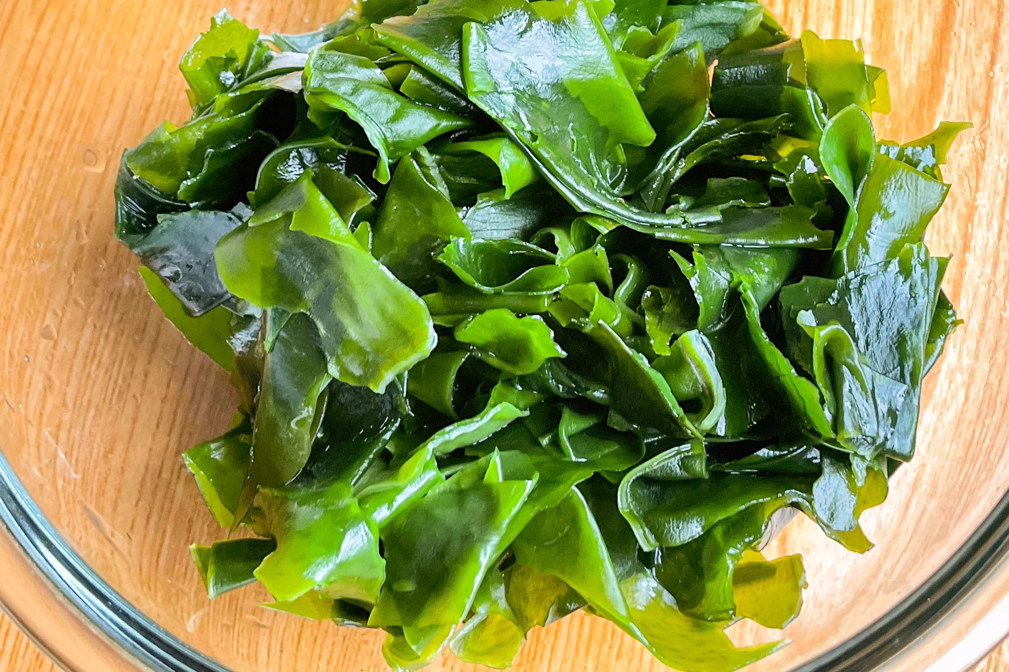 料理の付け合わせとしても凄く良さそう！「わかめ」を使った簡単お手軽レシピ！