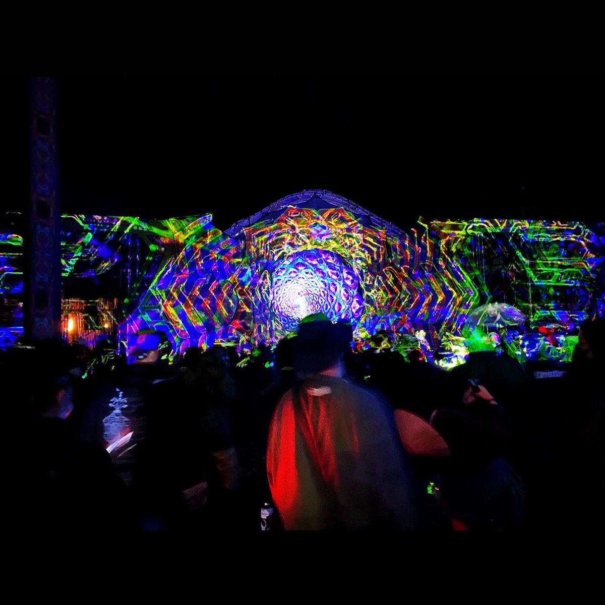 thiroki0122's tweet photo. sunshine festival https://t.co/CsvJNS6bW6