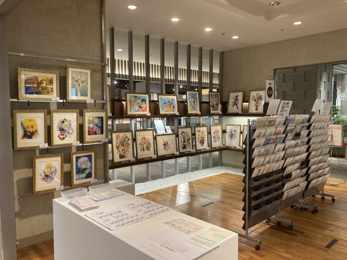 inomatamutsumi's tweet photo. 『テイルズ オブ アートワークス 25th Anniversary』POP UP SHOP in 有楽町マルイは明日までとなります！
25周年記念の描き下ろしの新作版画も展示販売中です☀️🌙
お近くにお越しの際は是非お立ち寄りくださいませ。
（一部完売している商品もござますので、予めご了承ください。） https://t.co/tl0zzZhJcB