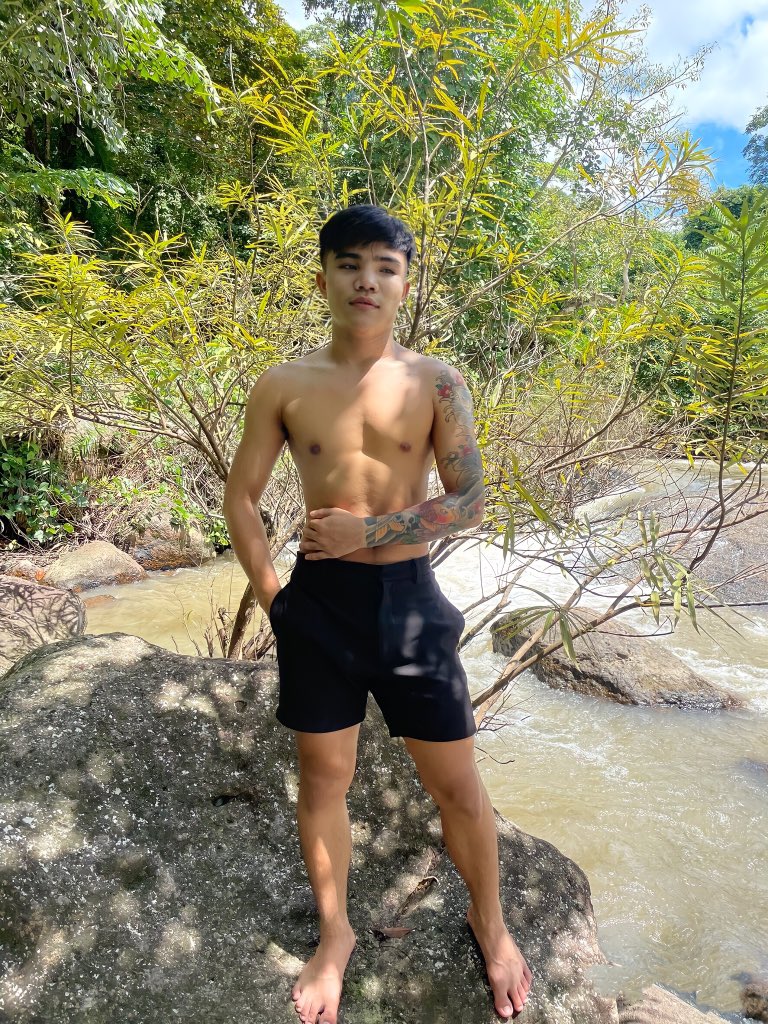 37oQi's tweet photo. ฟิวout door 💦💦💦💦💦💦 https://t.co/pUJXXttMr2