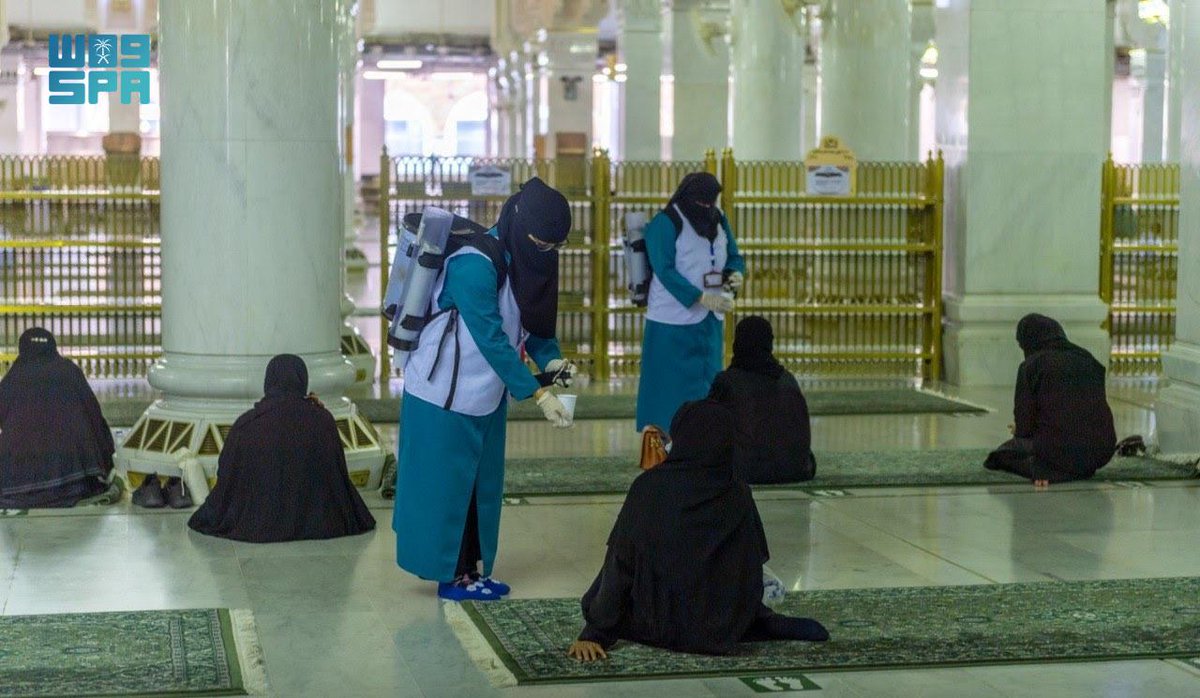 MAJID_M_SIRWAL's tweet image. 600 female workers trained and employed so far by the #TwoHolyMosques management as part of #SaudiArabia's #womenempowerment program arab.news/96zzh