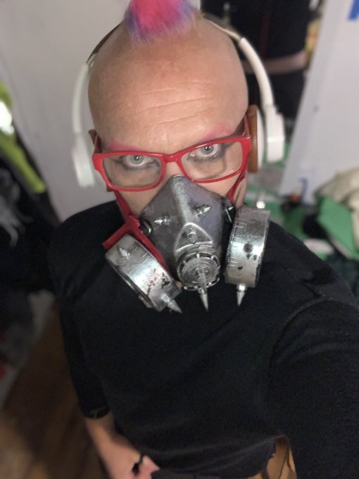 2 pic. stay tune for my new nft and blockchain https://t.co/htTGS2vhYj https://t.co/9JqMtkph3C