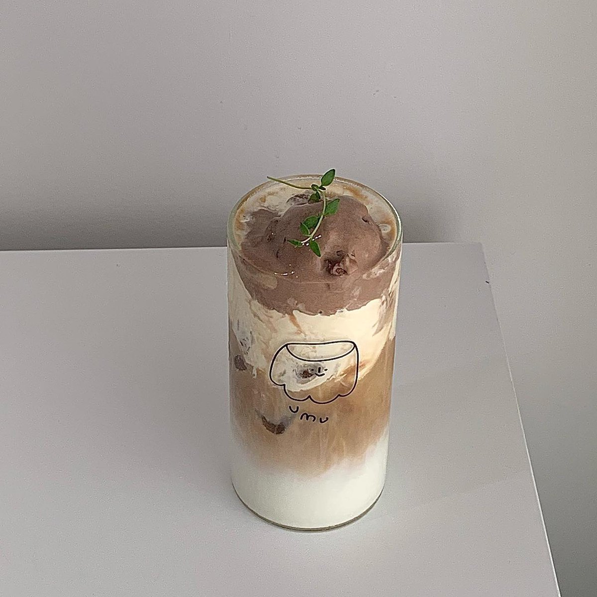 imeanyouuuu's tweet image. morning : saturday !