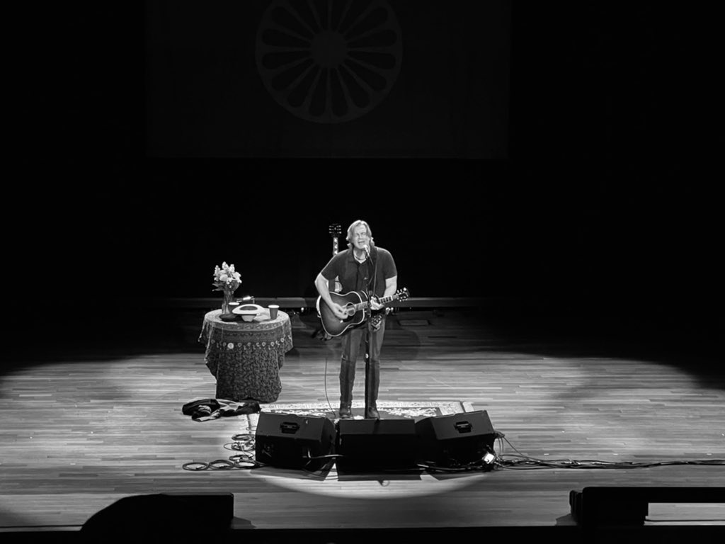 bigdock's tweet image. Yeah….I might have cried.  @JackIngram at @theryman ! 
This was on my bucket list venues and to see Jack here made it extra special! 
#jackingram #theryman