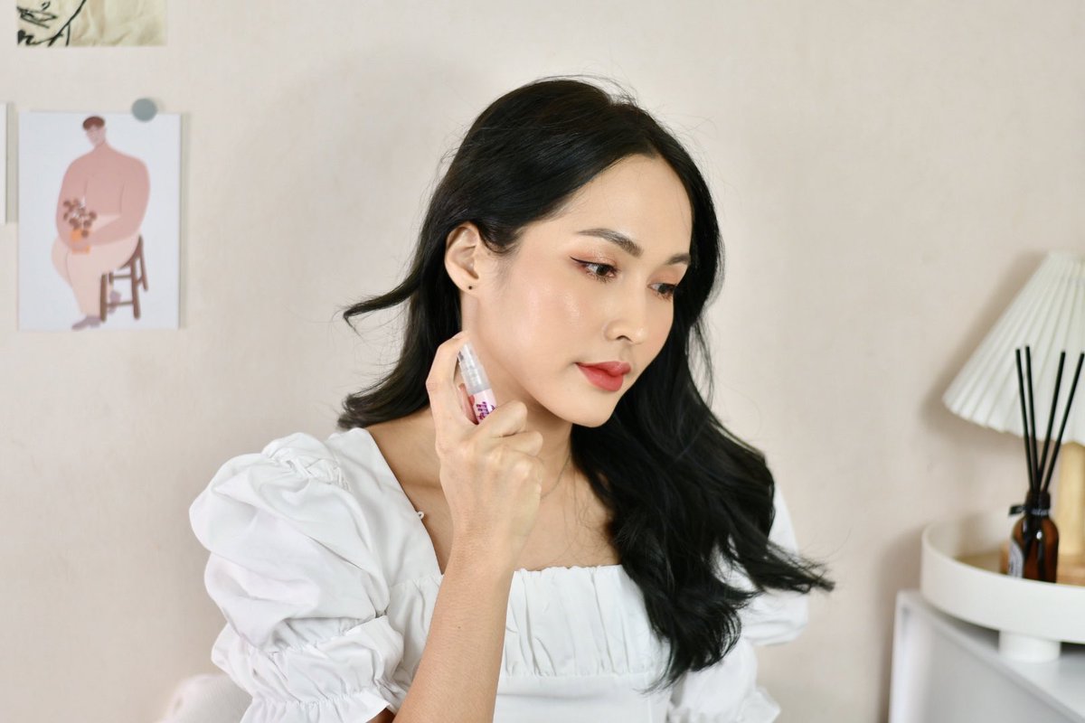 WiJupiter's tweet image. น้ำหอมของAR จะปังไปไหนคะ พส. แค่59฿ แต่หอมมมากกก ใช้ได้กับผิวและเส้นผมเลย ยิ่งกว่าหอมติดทนทั้งวัน คือหอมข้ามวัน กลิ่นคล้ายของเอสคาด้า แคนดี้เลิฟด้วย อย่างละมุน🥰✨💗 #เซรั่มน้ำหอม #ใช้ดีบอกต่อ