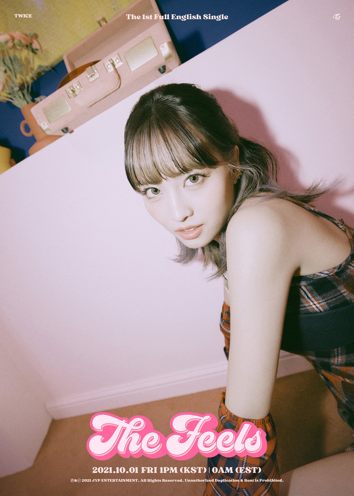 TWICE on X: 