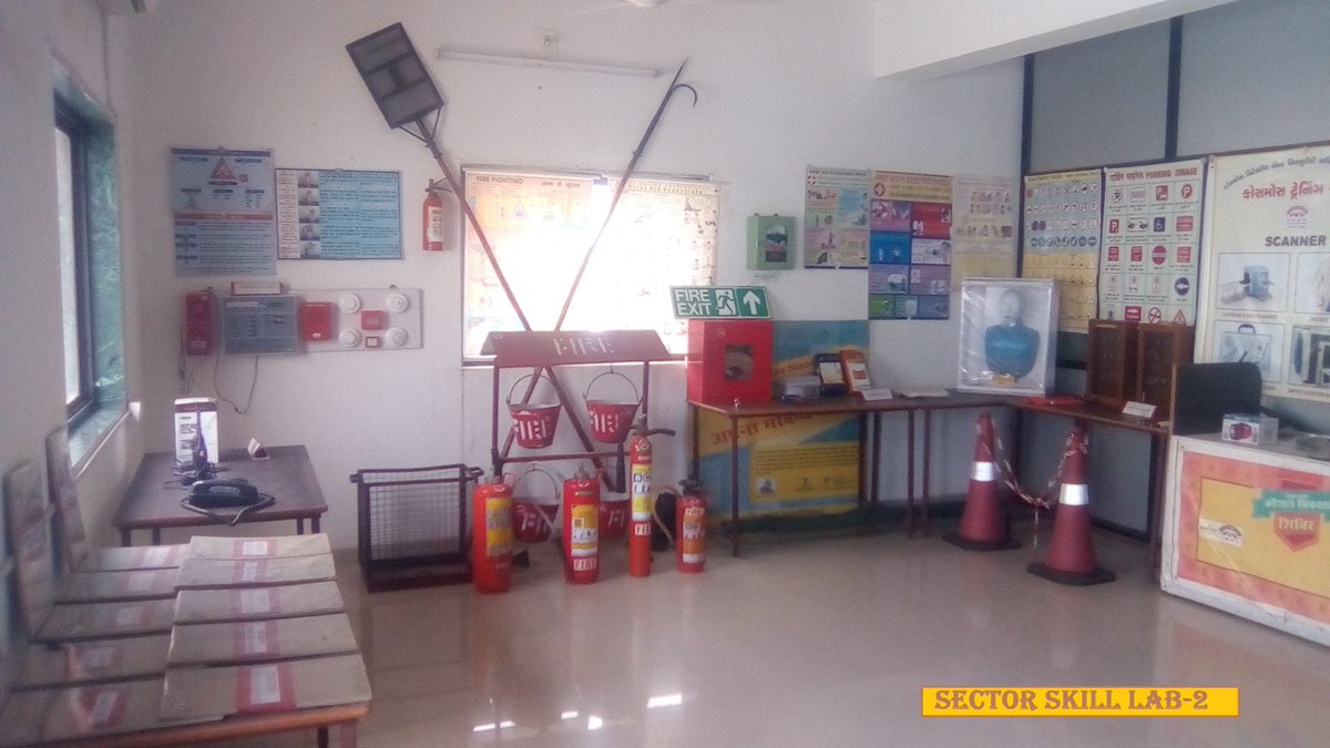 cosmos_training's tweet photo. Update your skills at Cosmos Training Institute Gandhinagar, Gujarat. https://t.co/vHPPeJtSXk