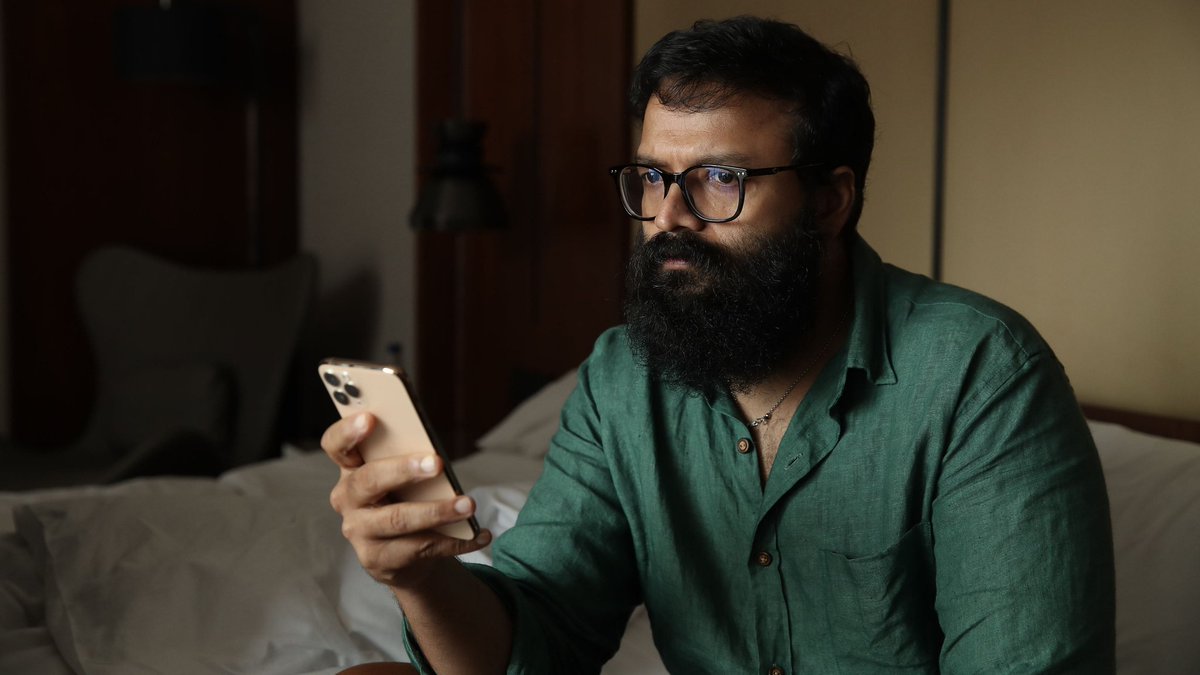 Rakesh_R_Pai's tweet photo. Watched #SunnyOnPrime
ADIPOLI performance by @Actor_Jayasurya ❤️

Another highlight is
@ranjithsankar makes you believe that its a star studded movie, but just with their sounds. Kudos to the idea 👏

Loved the songs as well.
#mustwatch #feelgood #movie
@mamtamohan @VijaybabuFFH https://t.co/4P1BQjfr94