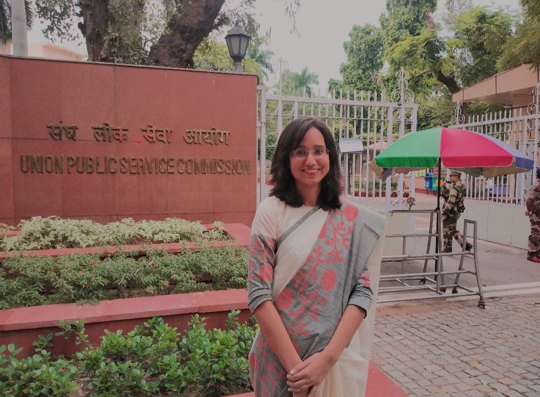 आज मेरी पुत्री कृति राज का UPSC में चयन हो गया। उसकी अखिल भारतीय रैंक 106 है। इसका श्रेय मेरे शुभचिंतकों और बेटी के कठोर परिश्रम को है।