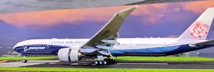 ALBATROSS チャイナエアライン 777-300ER B-18007 1/200 ALB2CI77WE