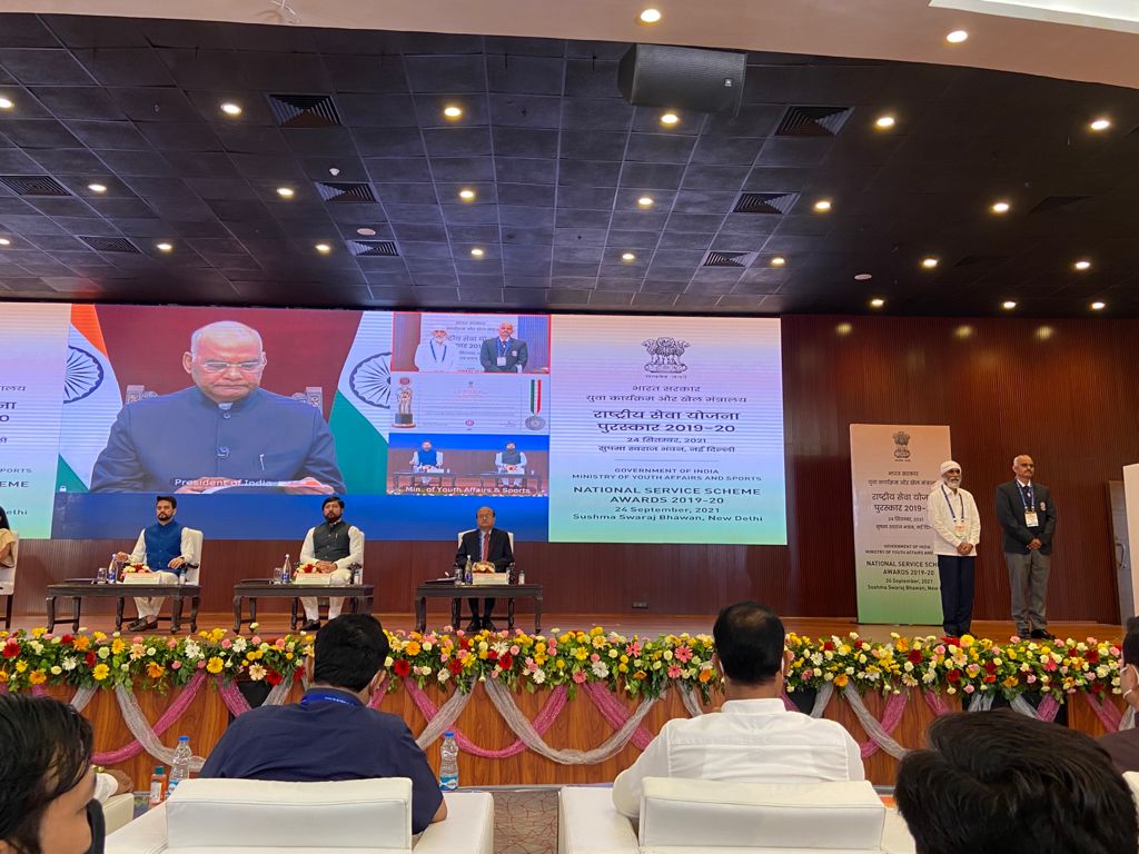 NSS India (@_nssindia) on Twitter photo Dr. Devi Singh Raghuwanshi, NSS PO Chhattisgarh received Unit Level NSS Award 2019-20 conferred by Hon. President of India.
<a href="/YASMinistry/">YAS Ministry</a> <a href="/ianuragthakur/">Anurag Thakur</a> <a href="/rashtrapatibhvn/">President of India</a> <a href="/NisithPramanik/">Nisith Pramanik</a> Dr. Devi Singh Raghuwanshi, NSS PO Chhattisgarh received Unit Level NSS Award 2019-20 conferred by Hon. President of India.
<a href="/YASMinistry/">YAS Ministry</a> <a href="/ianuragthakur/">Anurag Thakur</a> <a href="/rashtrapatibhvn/">President of India</a> <a href="/NisithPramanik/">Nisith Pramanik</a>