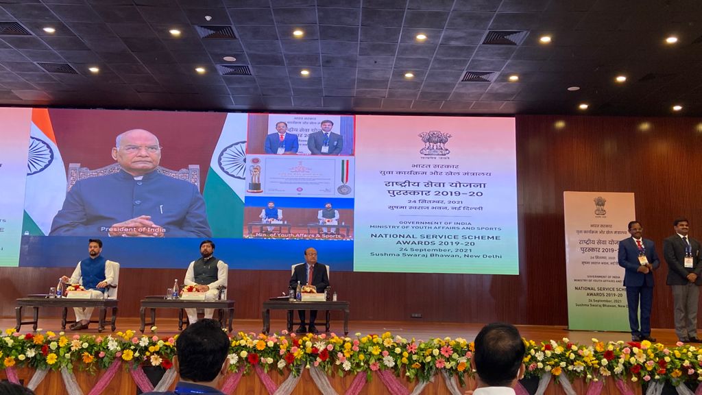 NSS India (@_nssindia) on Twitter photo Dr. A. Devaraj, NSS PO, Tamil Nadu received Unit Level NSS Award 2019-20 conferred by Hon. President of India.
<a href="/YASMinistry/">YAS Ministry</a> <a href="/ianuragthakur/">Anurag Thakur</a> <a href="/NisithPramanik/">Nisith Pramanik</a> <a href="/rashtrapatibhvn/">President of India</a> Dr. A. Devaraj, NSS PO, Tamil Nadu received Unit Level NSS Award 2019-20 conferred by Hon. President of India.
<a href="/YASMinistry/">YAS Ministry</a> <a href="/ianuragthakur/">Anurag Thakur</a> <a href="/NisithPramanik/">Nisith Pramanik</a> <a href="/rashtrapatibhvn/">President of India</a>