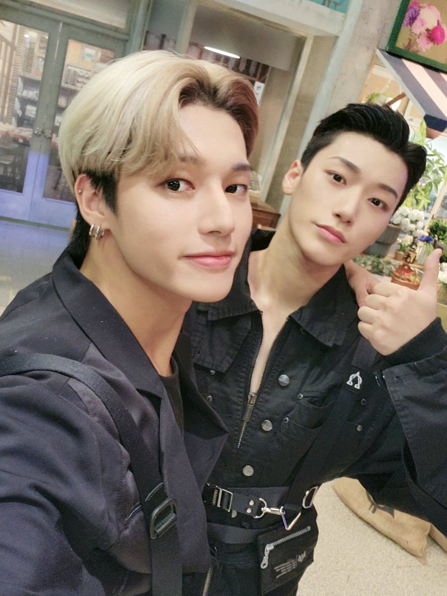 ATEEZofficial tweet picture