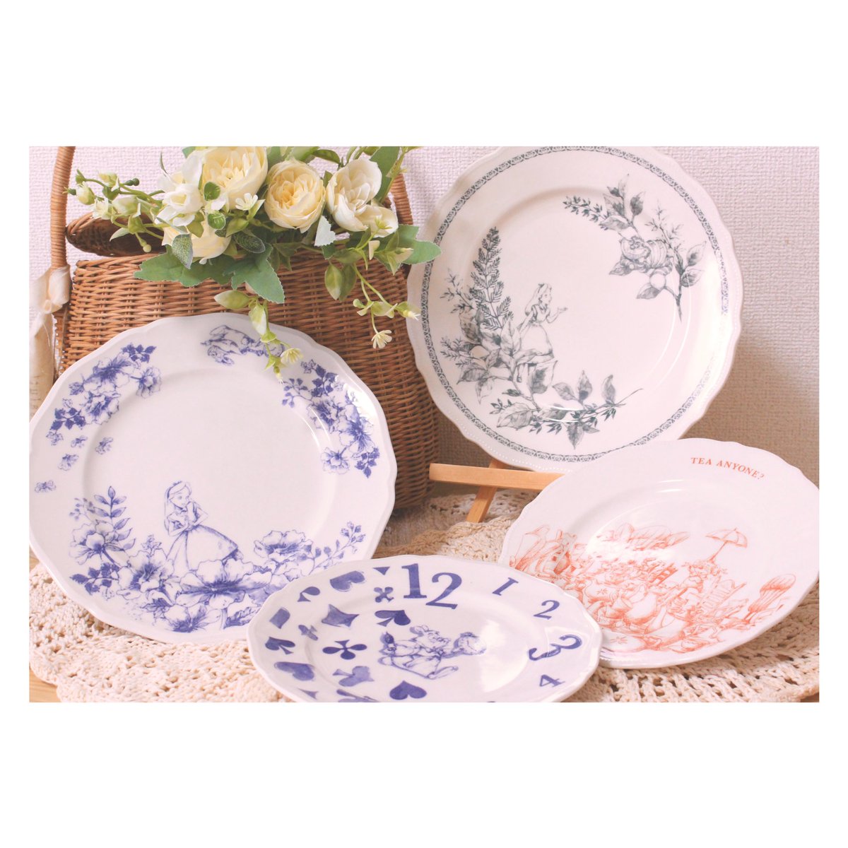 ふしぎの国のアリス 70周年 アフタヌーンティー リビング様の素敵な食 あやたのイラスト