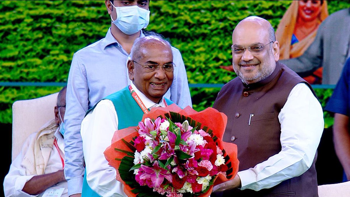 drusawasthi's tweet image. Today, during 1st #NationalCooperativeConference, I welcomed India&apos;s 1st #Cooperative Minister Hon’ble Shri @AmitShah Ji. The biggest ever confluence of Indian Cooperatives. A moment of true empowerment of #SahkarSeSamriddhi